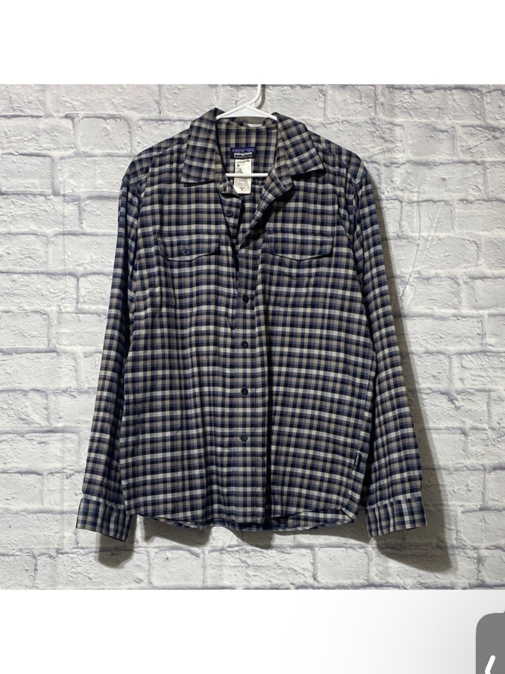 Patagonia Men's Navy and Gray Plaid Button-Down Shirt